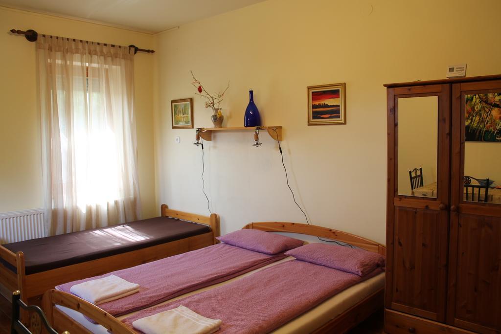 Vargapartman Σέγκεντ Εξωτερικό φωτογραφία